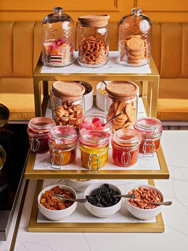 The Basilian Minsk, Curio Collection By Hilton Hotel Restaurant foto